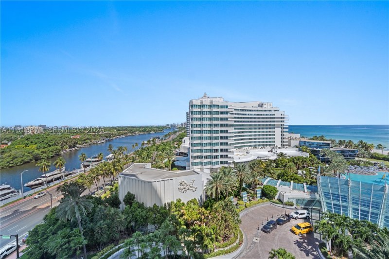 Comprar apartamento no Fontainebleau II 1007
