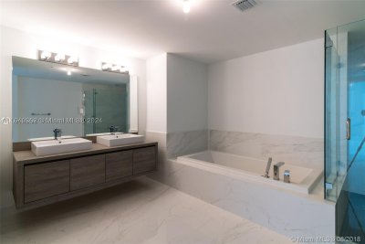 Comprar apartamento no 400 Sunny Isles 1019