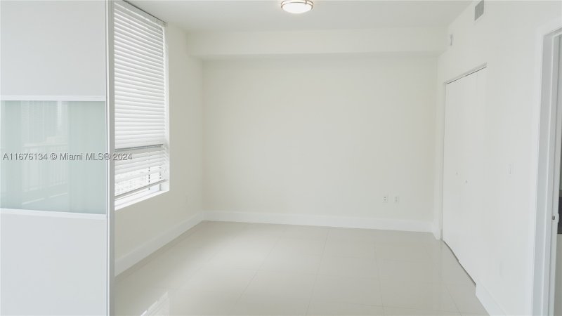 Condo for sale at The Ivy 3210