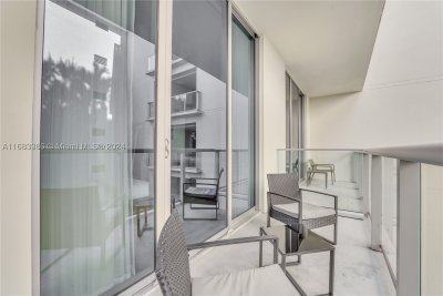 Comprar apartamento no Costa Hollywood S316