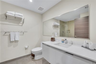Comprar apartamento no Costa Hollywood S316
