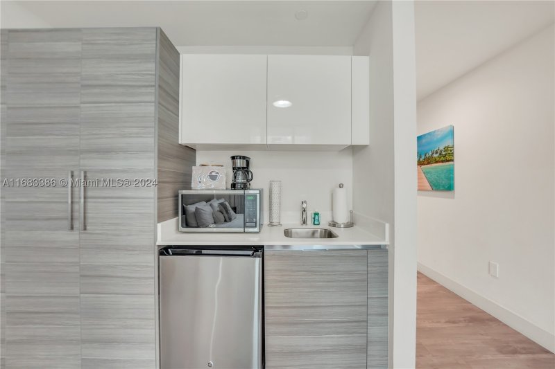 Condo for sale at Costa Hollywood S316