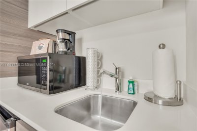 Comprar apartamento no Costa Hollywood S316