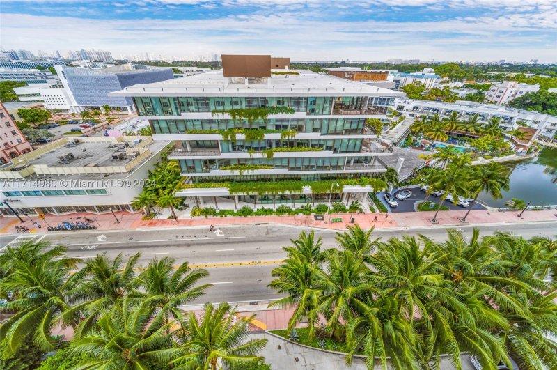 Comprar apartamento en Roney Palace 1030