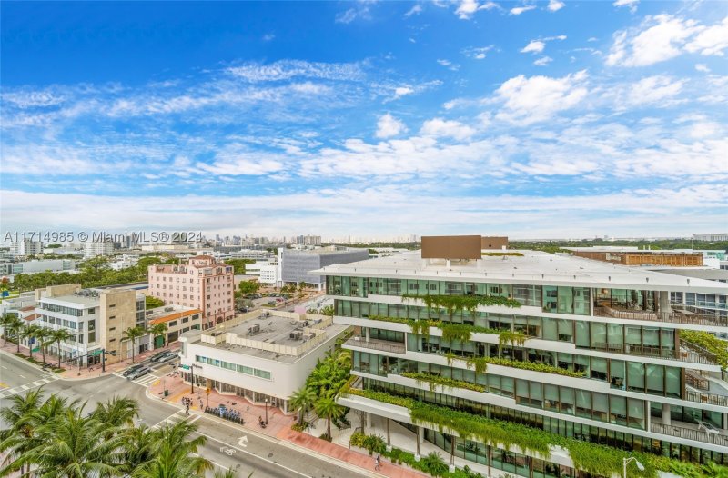 Comprar apartamento en Roney Palace 1030