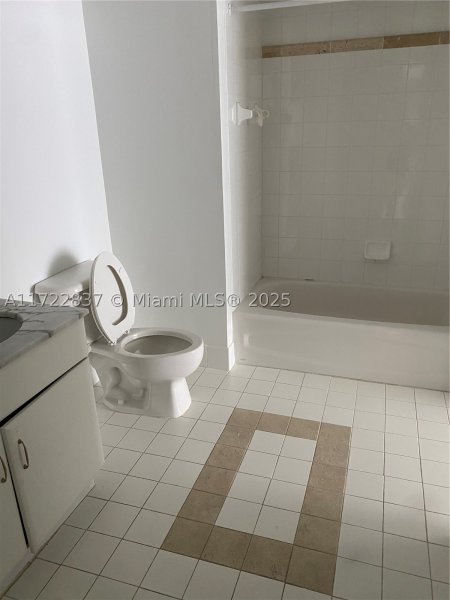 Comprar apartamento no The Club At Brickell Bay 2007