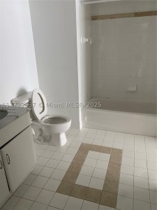 Comprar apartamento no The Club At Brickell Bay 2007