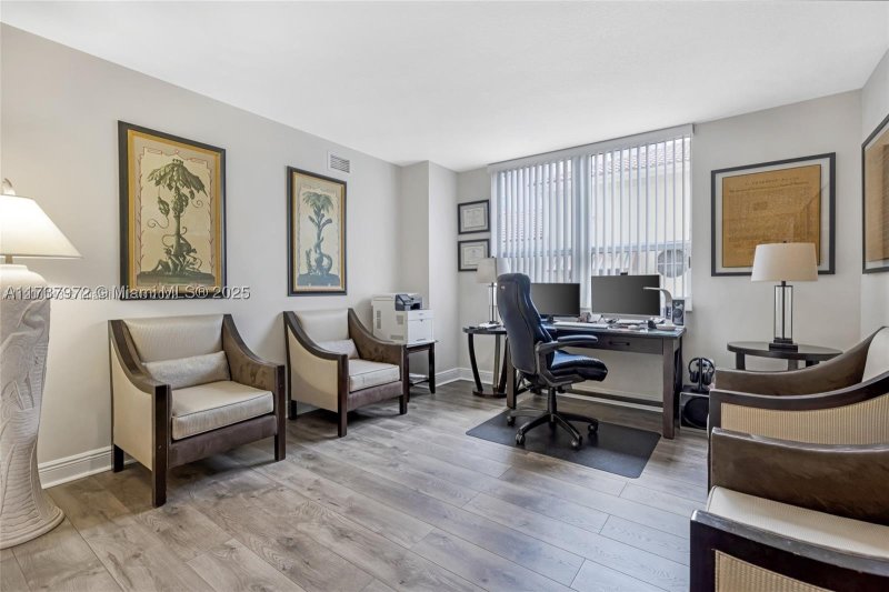 Comprar apartamento en Gables Marquis 301
