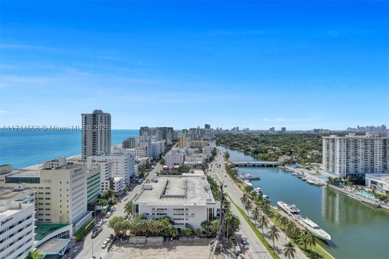 Comprar apartamento en Fontainebleau II 2114/2116