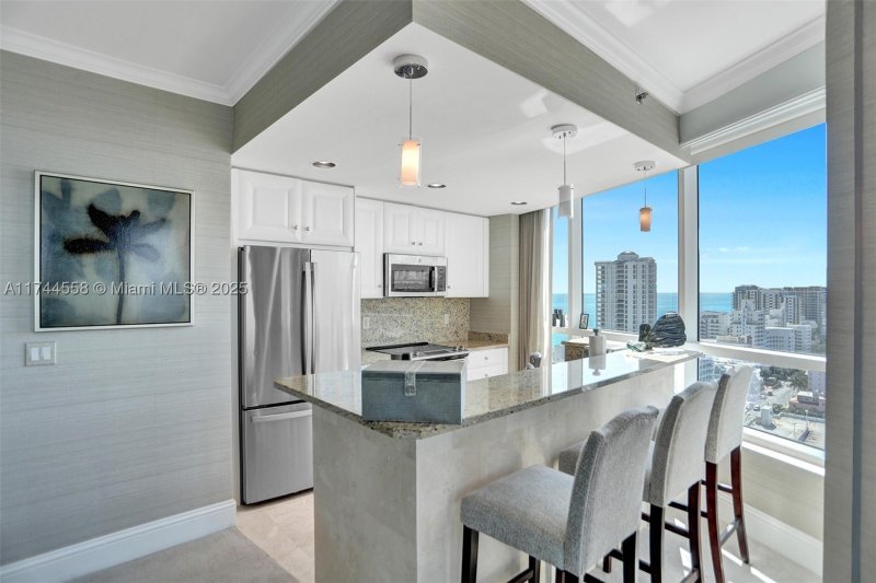 Comprar apartamento en Fontainebleau II 2114/2116