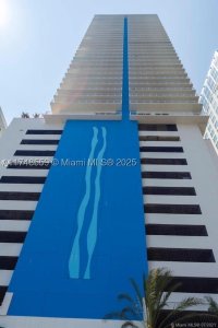 Comprar apartamento no The Club At Brickell Bay 3924