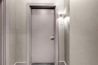 Comprar apartamento en Marina Palms Yacht Club 2001
