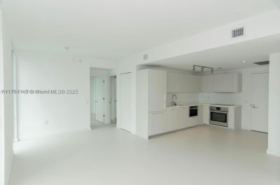Comprar apartamento no Paraiso Bayviews 2009