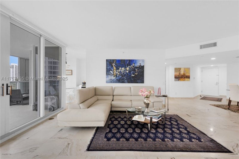 Condo for sale at South Tower at The Point 902