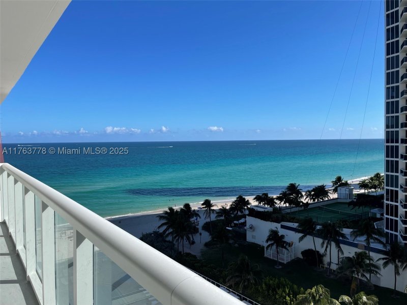 Apartment for rent at Aventura Beach Club 805