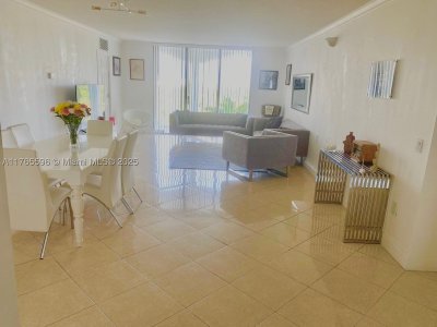 Comprar apartamento no Balmoral Condo 8M