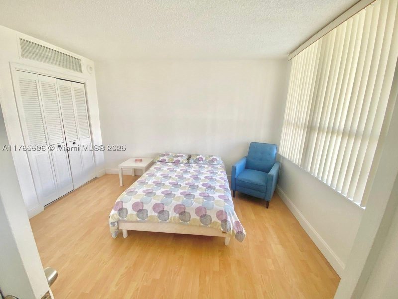 Condo for sale at Balmoral Condo 8M