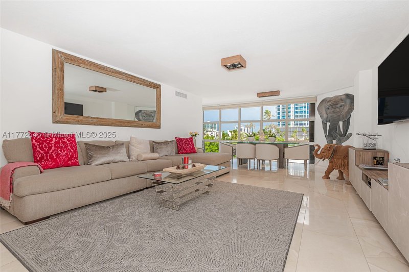 Condo for sale at Mar Del Plata 309
