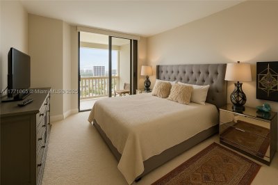 Comprar apartamento no 2000 Williams Island 3009