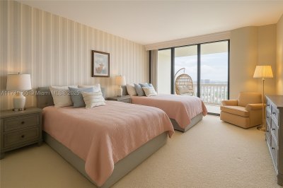 Comprar apartamento no 2000 Williams Island 3009