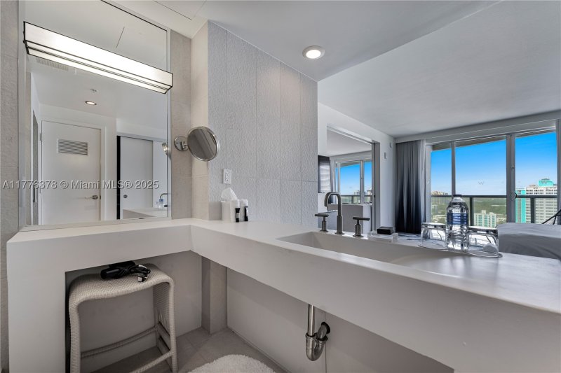 Condo for sale at W Residences Ft Lauderdale 1504