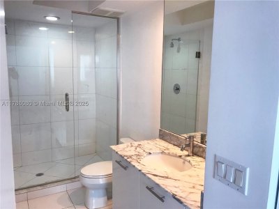 Comprar apartamento no 500 Brickell West Tower 1610