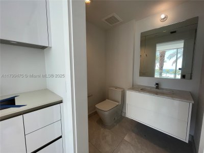 Comprar apartamento no Turnberry Ocean Club Cabana 22
