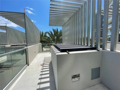 Comprar apartamento no Turnberry Ocean Club Cabana 22