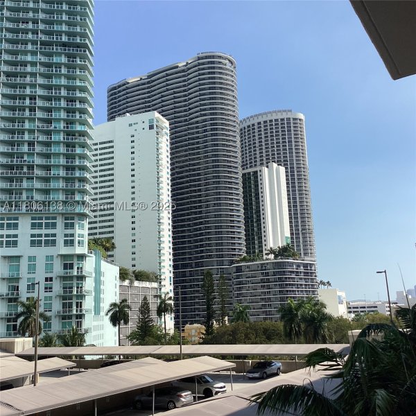 Alquiler de apartamento en Cite On The Bay 3503