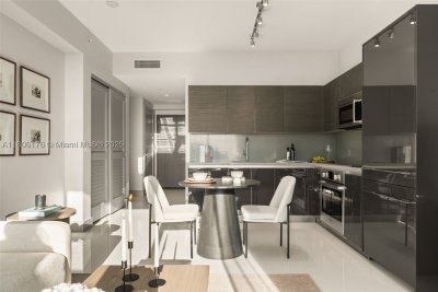 Aluguel de apartamento no The Bond 3905