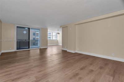 Comprar apartamento en La Mer Estates 1004