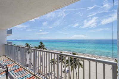 Comprar apartamento en Edgewater Beach Tower 703