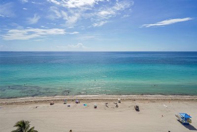 Comprar apartamento en Edgewater Beach Tower 703