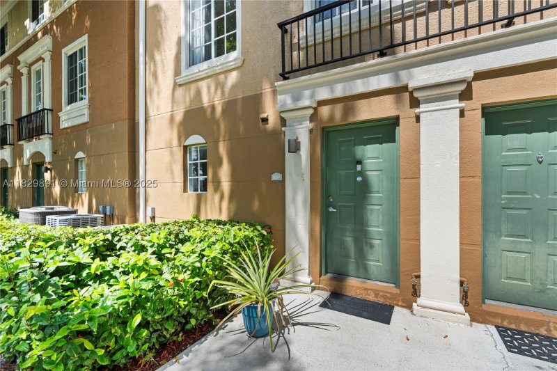 Condo for sale at Aventi at Aventura 804