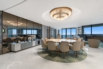 Comprar apartamento no Porsche Design Tower 2701
