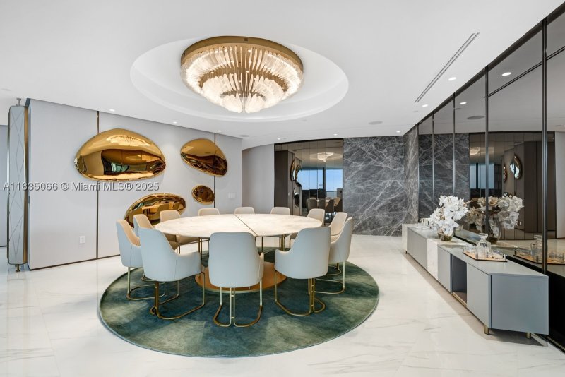 Condo for sale at Porsche Design Tower 2701