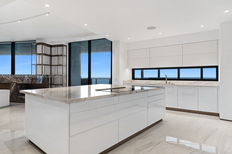 Condo for sale at Porsche Design Tower 2701