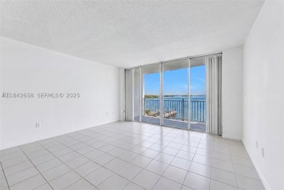 Comprar apartamento en Palm Bay Condo 4H
