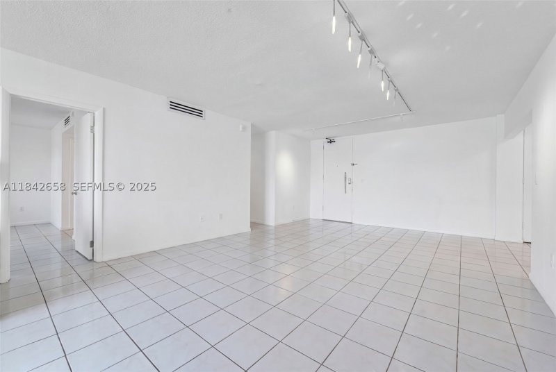 Condo for sale at Palm Bay Condo 4H