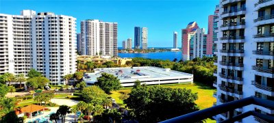 Comprar apartamento en Parc Central Aventura 1207