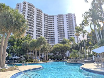 Comprar apartamento en Parc Central Aventura 1207