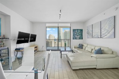 Comprar apartamento no Nine at Mary Brickell Village 2717