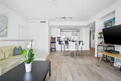 Comprar apartamento no Nine at Mary Brickell Village 2717