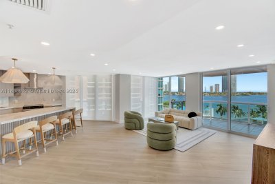 Hidden Bay Apt #812
