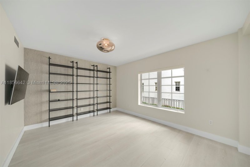 Condo for sale at Artecity Governor 103