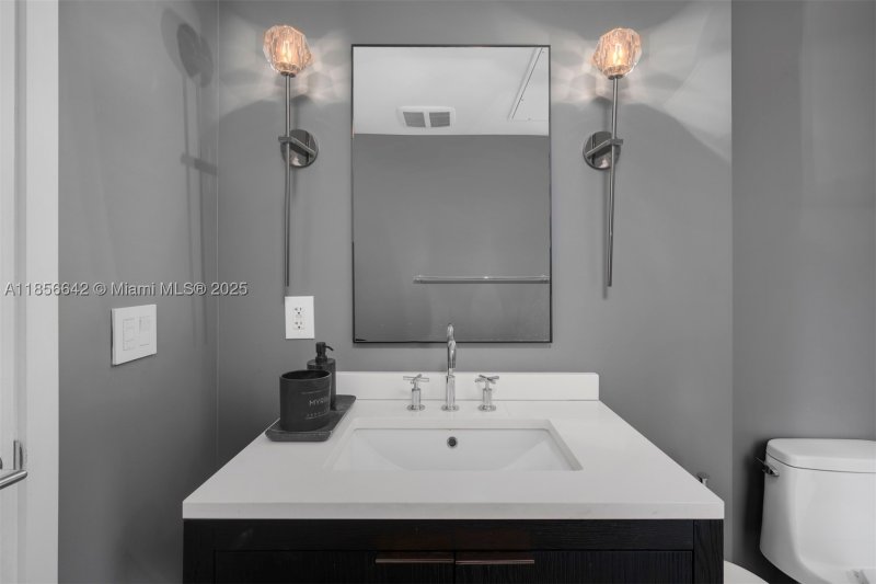 Condo for sale at Artecity Governor 103
