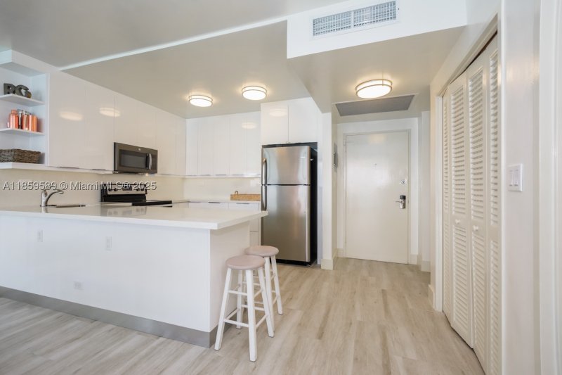 Condo for sale at Pavilion 1204