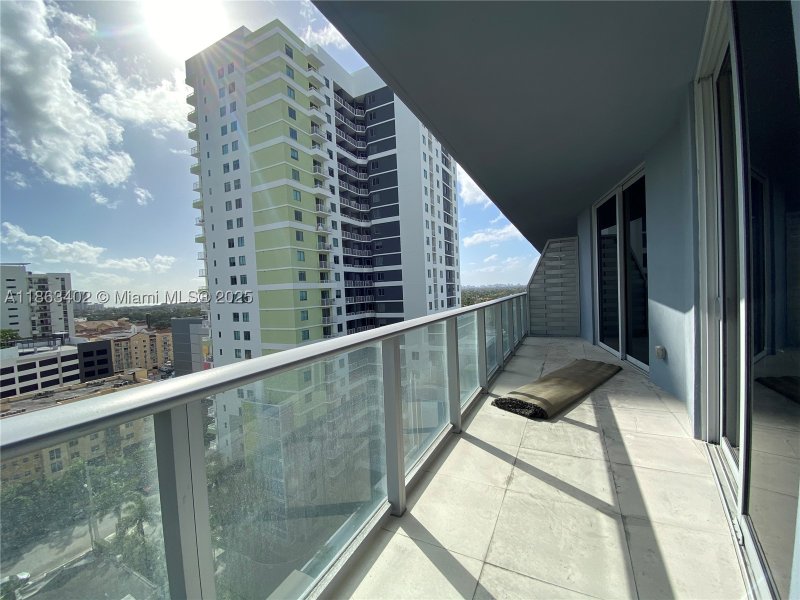 Condo for sale at Brickell Ten 1110