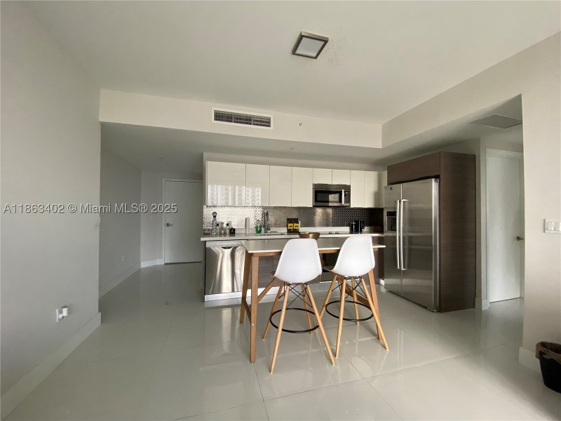 Condo for sale at Brickell Ten 1110