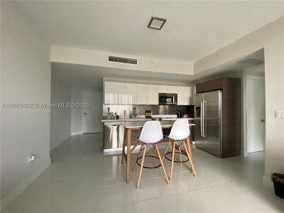 Comprar apartamento en Brickell Ten 1110